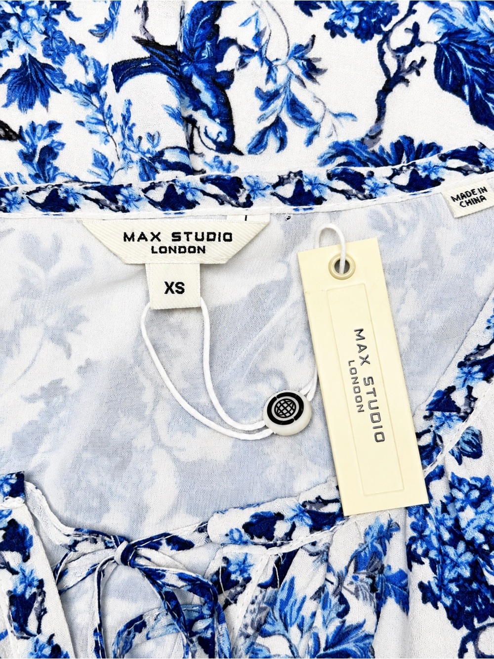 Max Studio London Blue White Floral Tie Neck Dress XS NWT - Picture 3 of 6